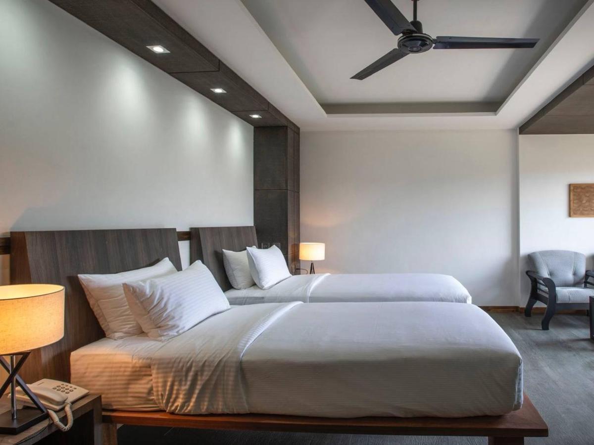 Hotel Ataraxis Grand And Fuvahmulah