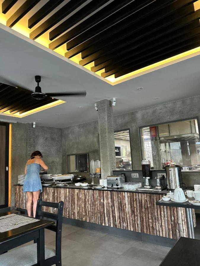 Hotel Ataraxis Grand And 3*