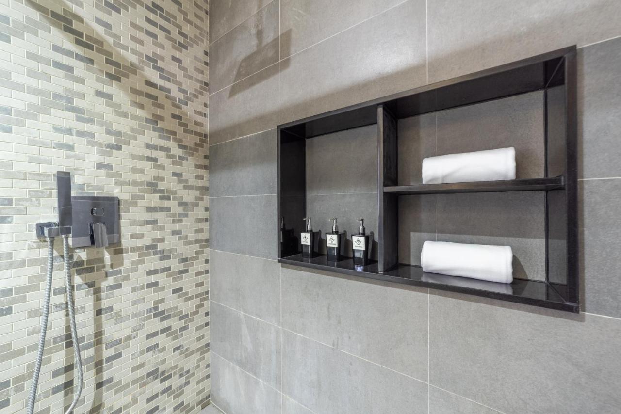 Ataraxis Grand And Hotel 3*