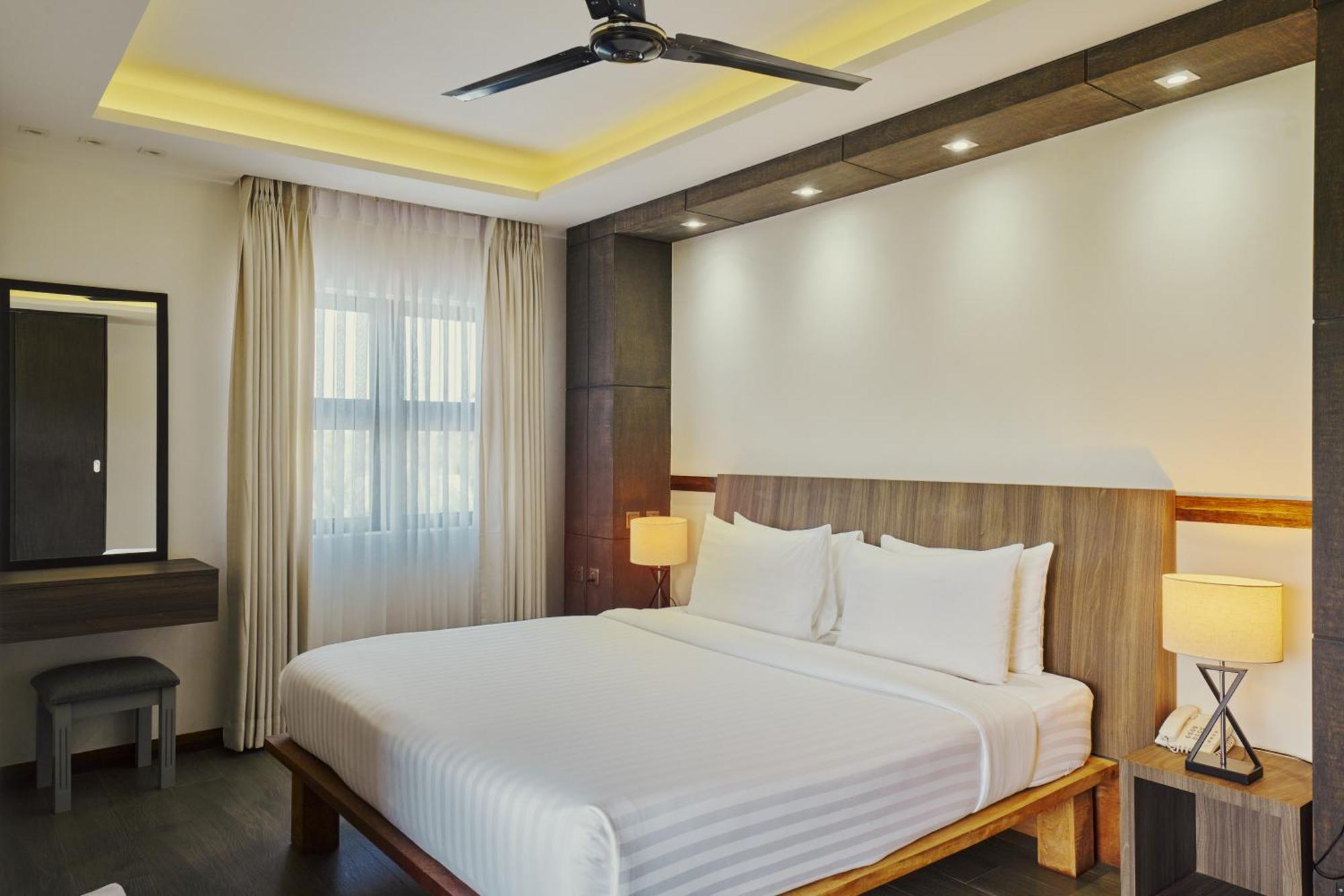Hotel Ataraxis Grand And 3*