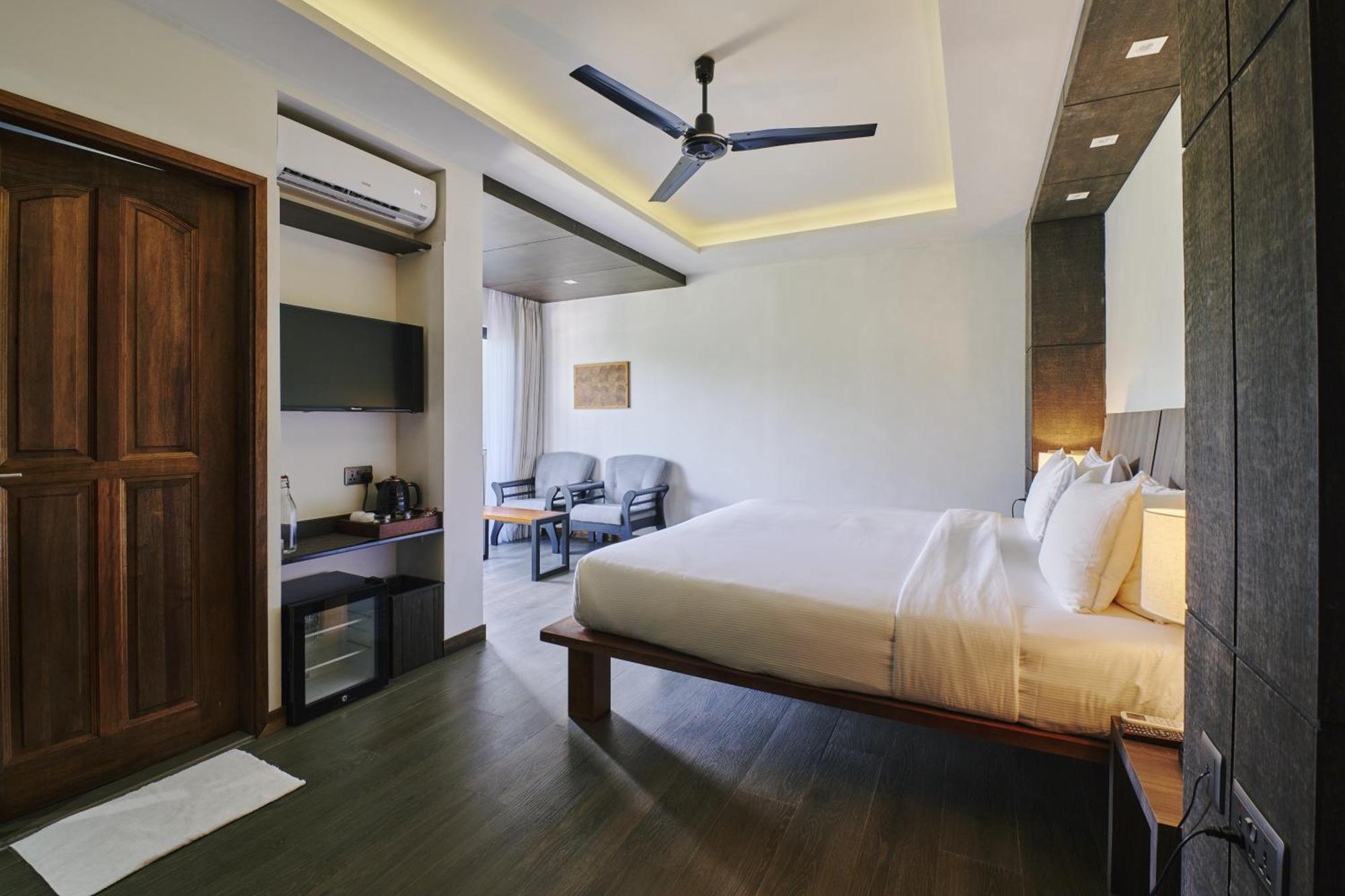 Ataraxis Grand And Hotel 3*